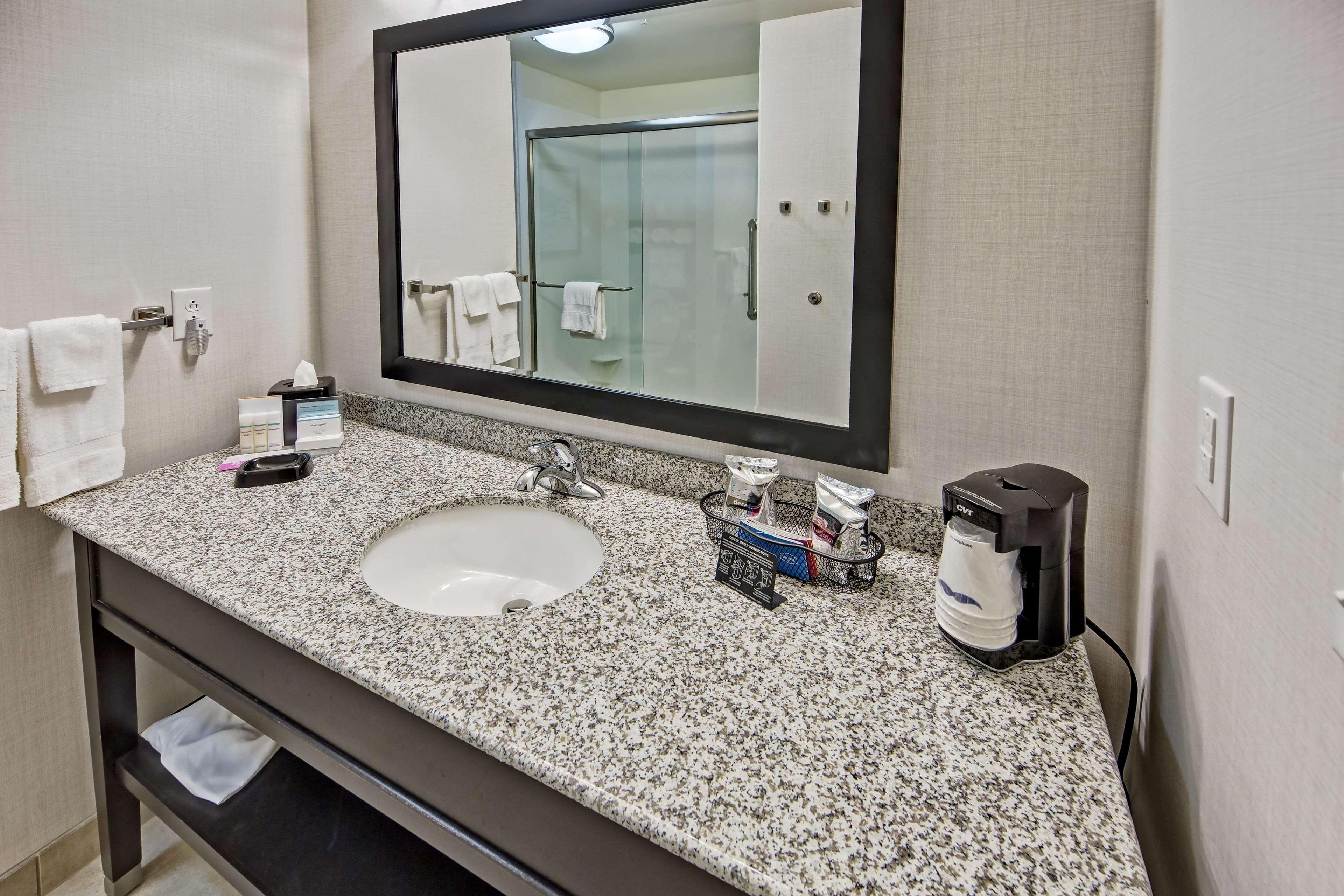 Hampton Inn Indianola Buitenkant foto