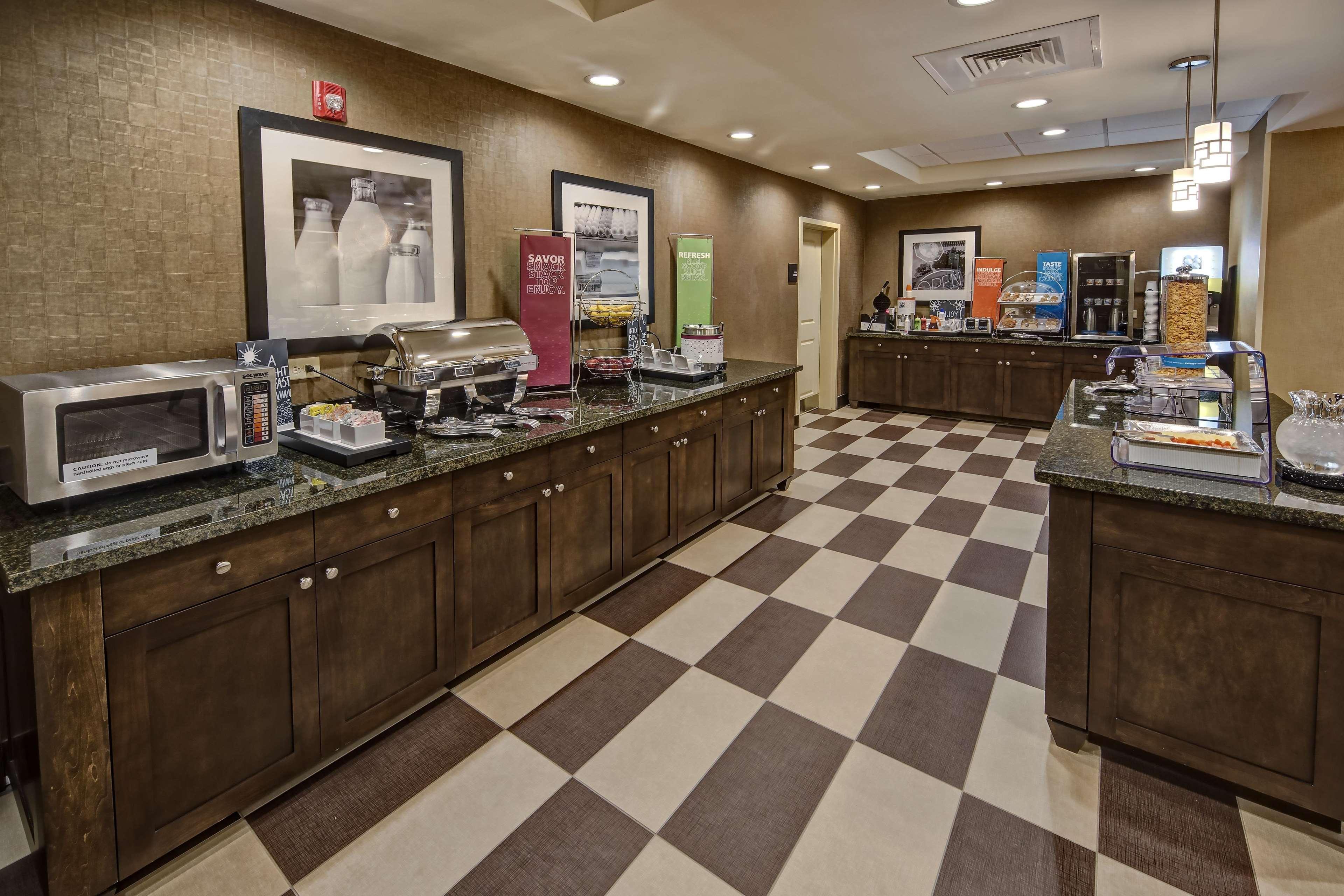 Hampton Inn Indianola Buitenkant foto